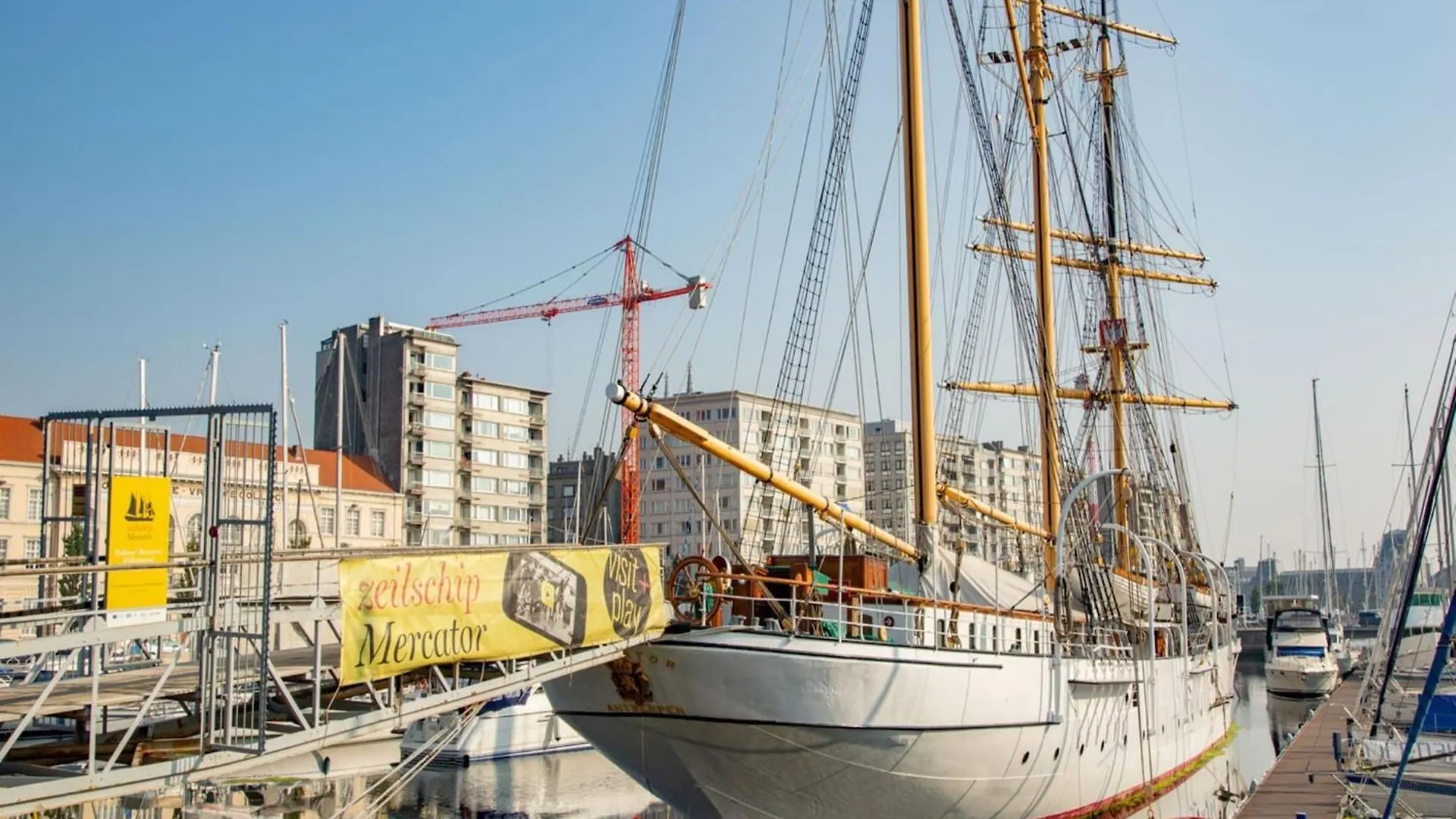 Beautiful Apartment In Prime Location Ostend
