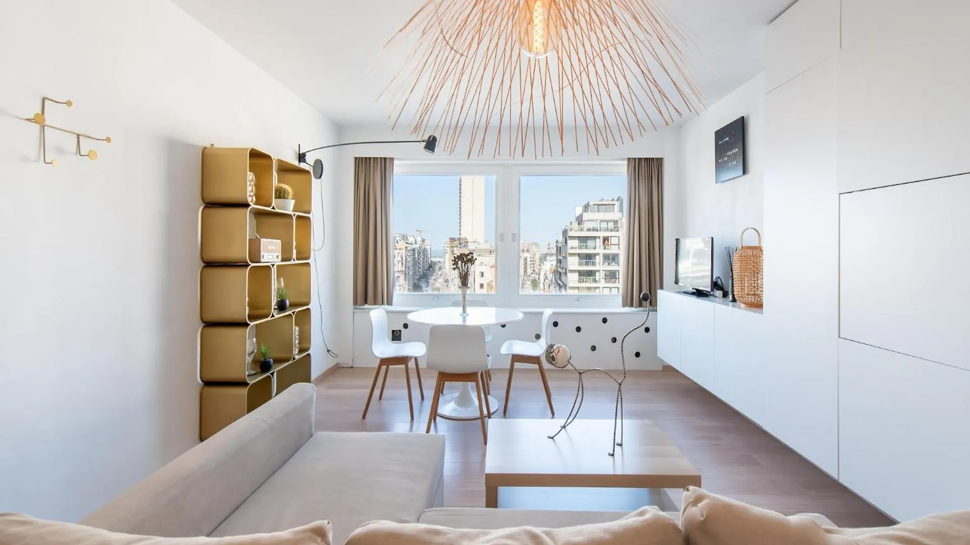 Beautiful Apartment In Prime Location Ostenda Belgia